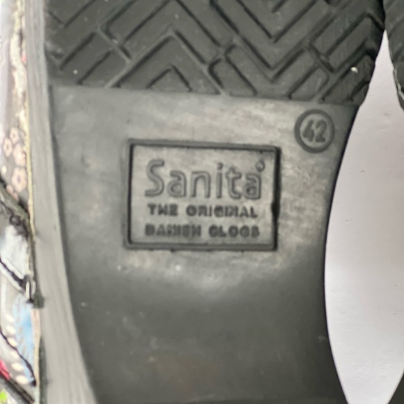 Koi by Sanita Danish Nursing Clogs Size 10 - Picture 8 of 10